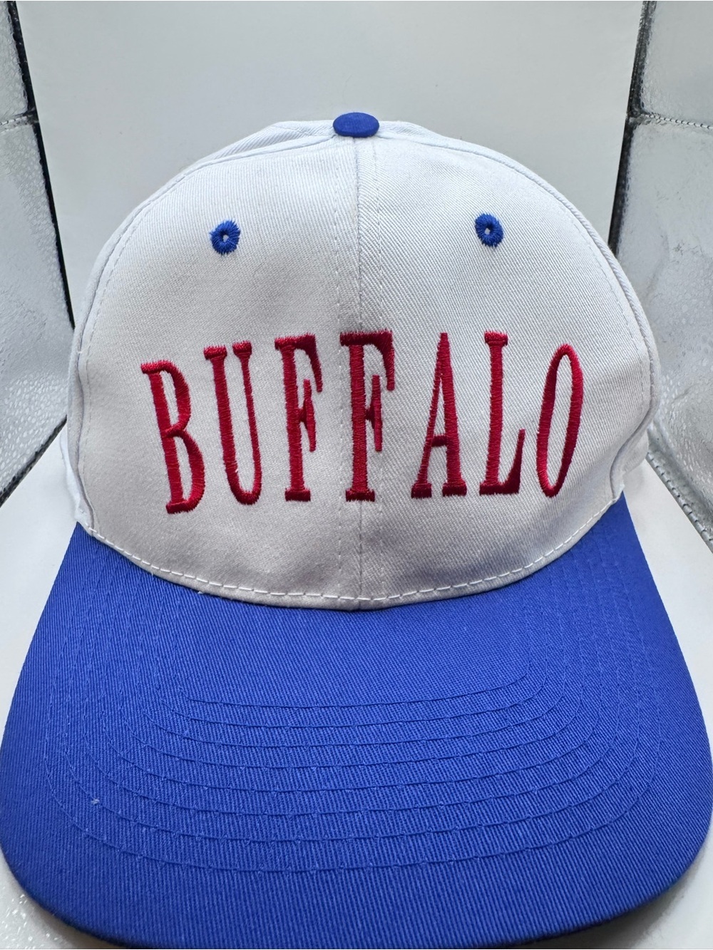 Cobra Caps Buffalo Bills snap back cap
OSFA
